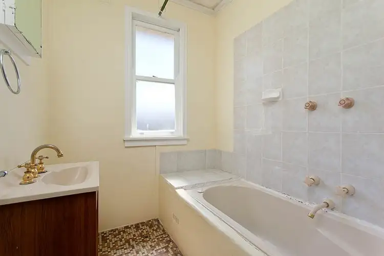 Seventh view of Homely house listing, 18 Anthony Street, Lake Illawarra NSW 2528