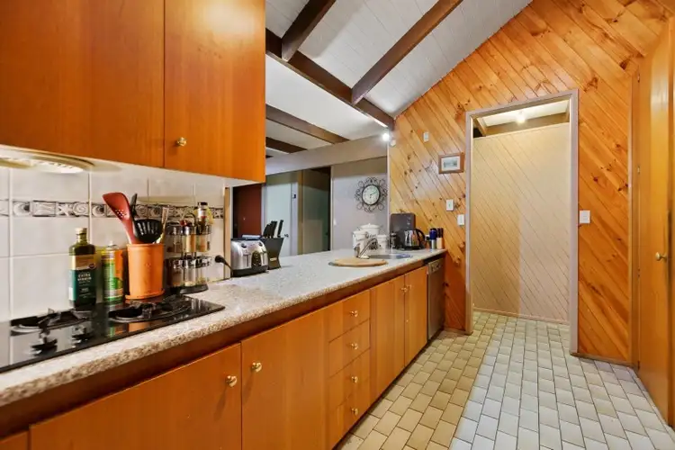 Fifth view of Homely house listing, 39 Carrington Court, Seaford VIC 3198