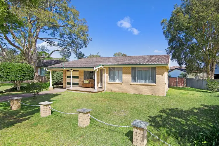 32 Natuna Avenue, Budgewoi NSW 2262
