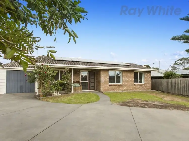 303 Eastbourne Road, Rosebud VIC 3939