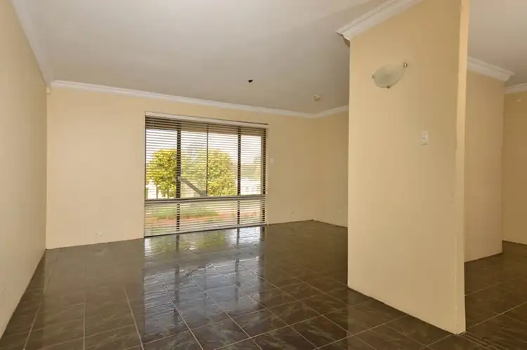18 Gloves Place, Beechboro WA 6063