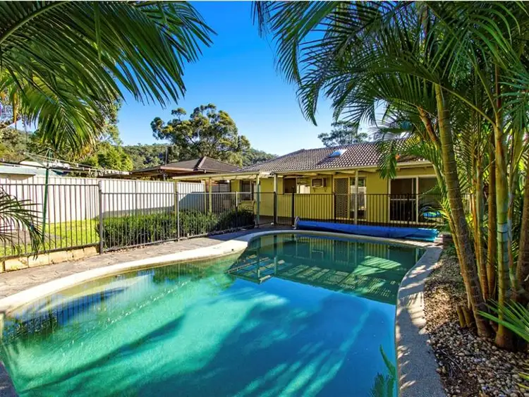 Second view of Homely house listing, 16 Sunshine Drive, Point Clare NSW 2250