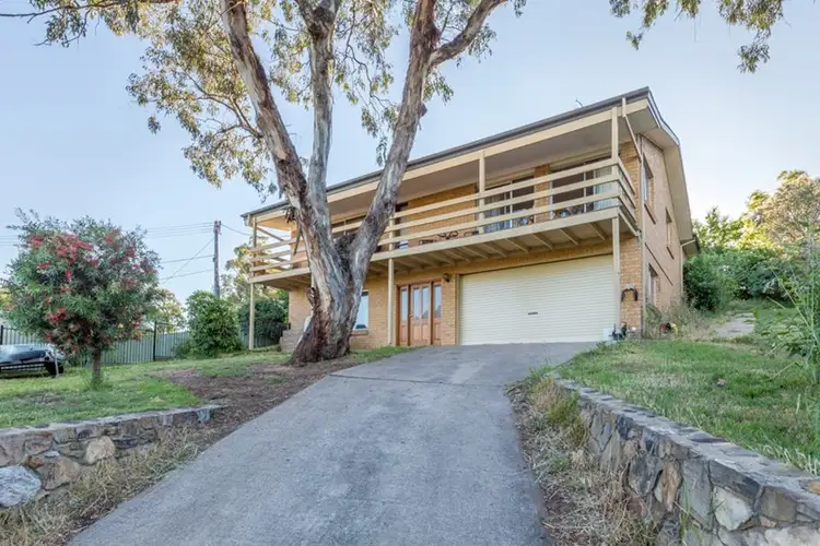 11 Douglas Place, Spence ACT 2615