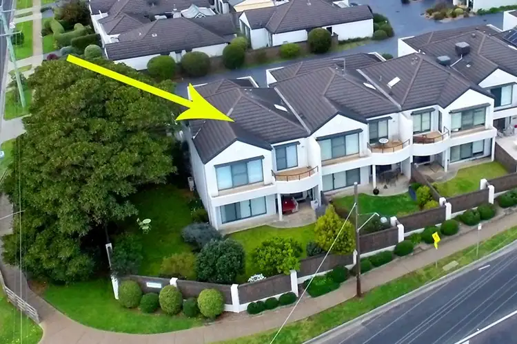 Third view of Homely townhouse listing, 1/618 Esplanade, Mount Martha VIC 3934