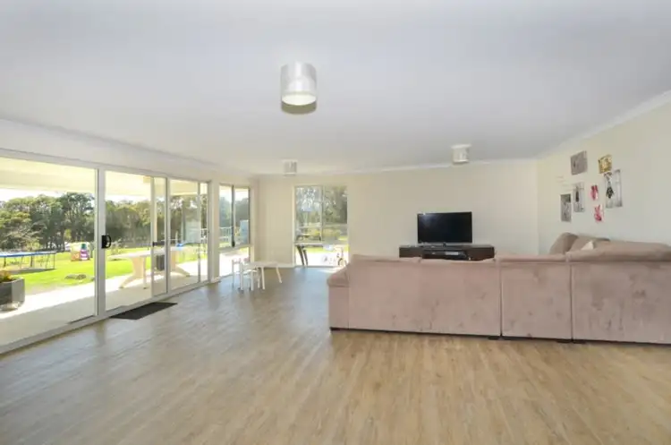 61 Neilson Road, Willyung WA 6330