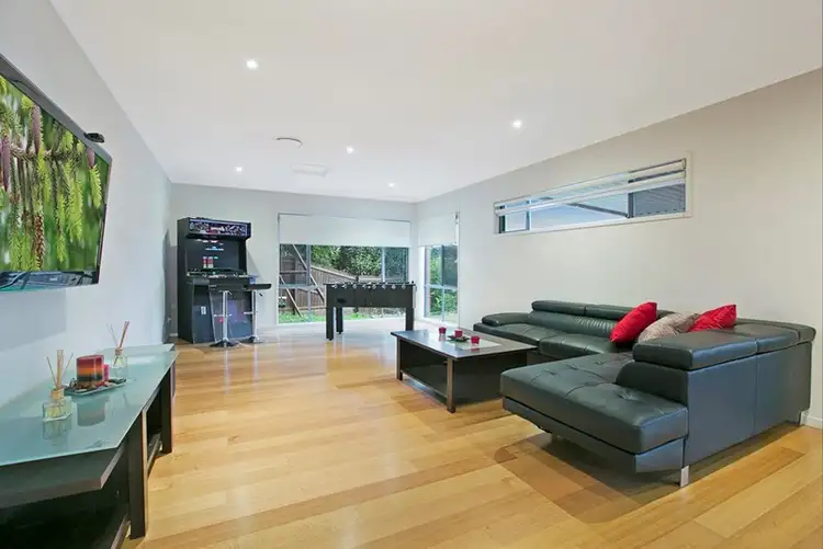 Sixth view of Homely house listing, 5 Yeates Close, Carindale QLD 4152