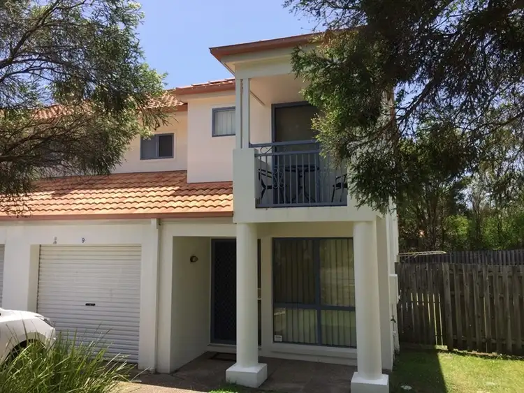 9/2 Studio Drive, Pacific Pines QLD 4211