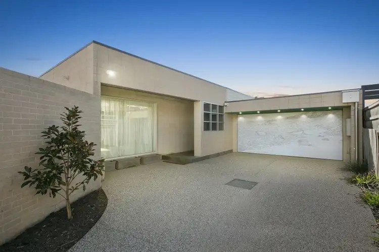 9a Hargreaves Street, Mornington VIC 3931