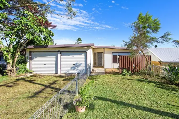 9 Masefield Avenue, Bateau Bay NSW 2261