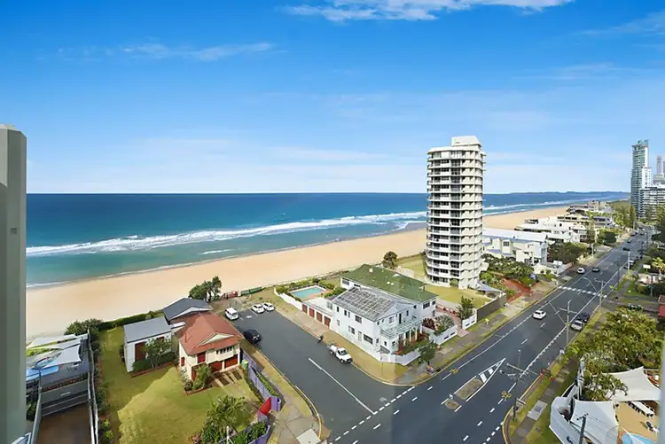 5 Woodroffe Avenue, Main Beach QLD 4217