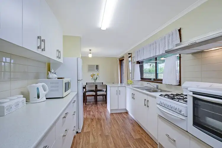 Second view of Homely house listing, 7 Muriel Court, Epping VIC 3076