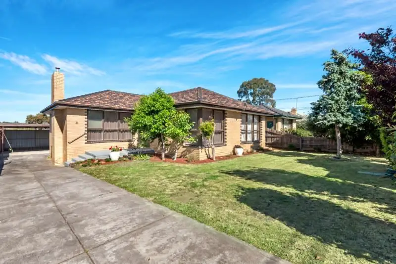 Main view of Homely house listing, 21 Eagle Avenue, Kingsbury VIC 3083