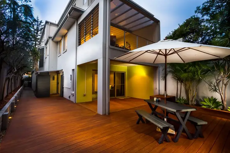 2/56 Teemangum Street, Currumbin QLD 4223