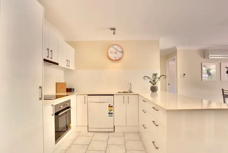 Third view of Homely villa listing, 2/1 Robert Place, Bateau Bay NSW 2261