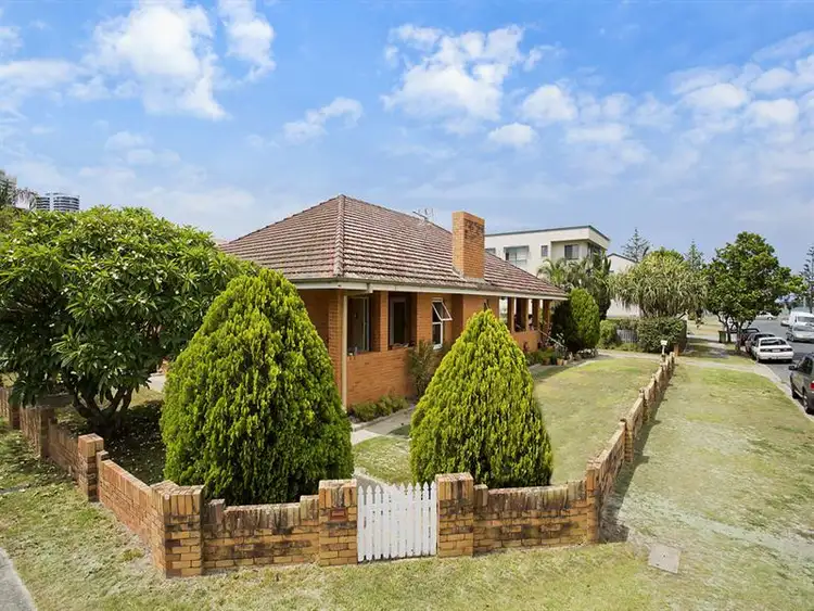 7 Taylor Street, Biggera Waters QLD 4216