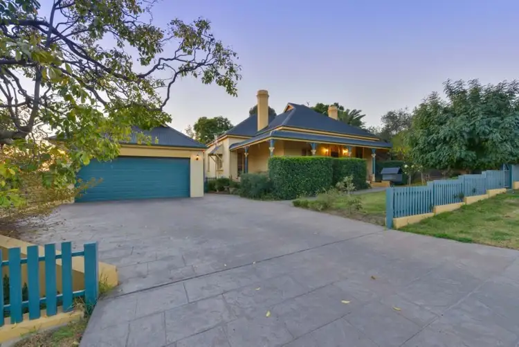 72 White Street, Tamworth NSW 2340