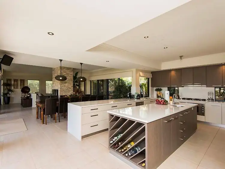 Second view of Homely house listing, 35 Venice Retreat, Warnbro WA 6169