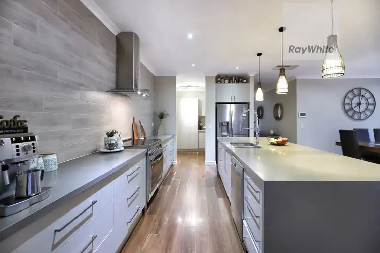 Sixth view of Homely house listing, 21 Bologna Crescent, Greenvale VIC 3059
