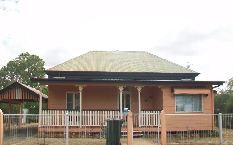 Main view of Homely house listing, 105 Charles Street, Roma QLD 4455
