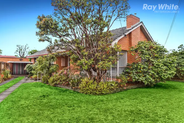 9 Allnutt Court, Cheltenham VIC 3192