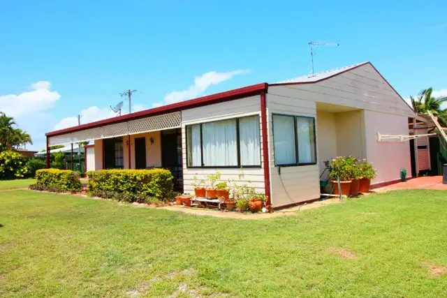 18 Alpinia Avenue, Banksia Beach QLD 4507