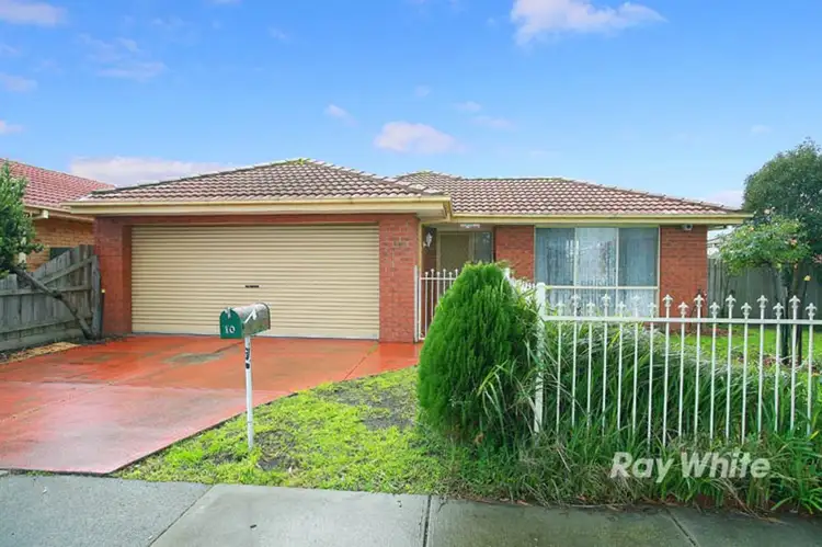 10 Montrose Way, Cranbourne West VIC 3977