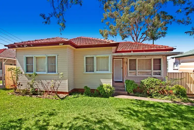 11 Tobys Boulevarde, Mount Pritchard NSW 2170