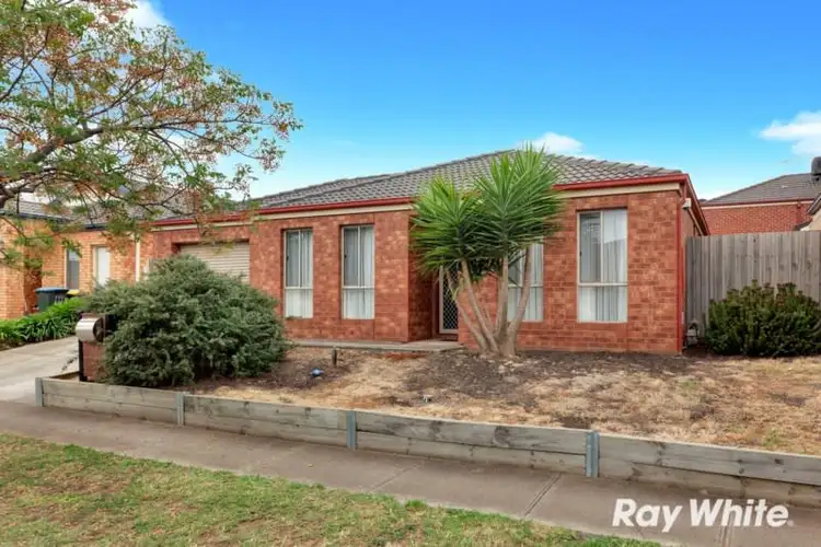Sixth view of Homely house listing, 17 Vivid Court, Tarneit VIC 3029