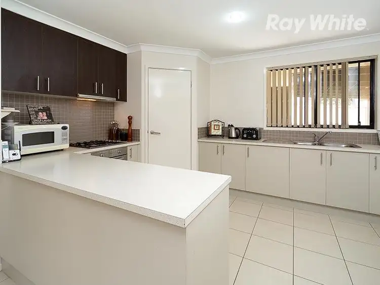 Third view of Homely house listing, 2/7 Mimosa Court, Thurgoona NSW 2640