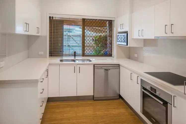 Seventh view of Homely townhouse listing, 2/182 Alexandra Road, Clayfield QLD 4011