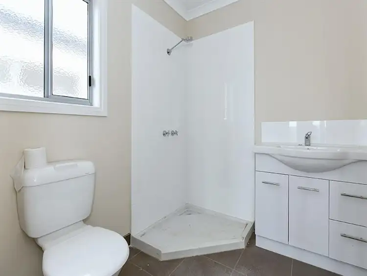 Seventh view of Homely house listing, 1 Ross Street, Darley VIC 3340