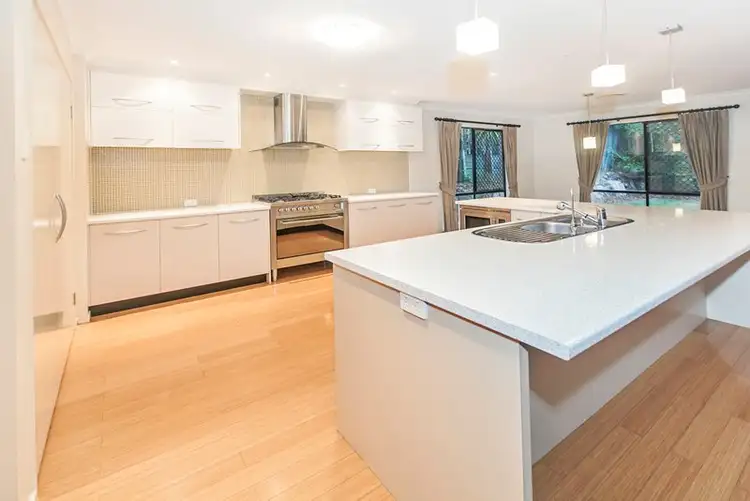 15 Ash Avenue, Springfield Lakes QLD 4300