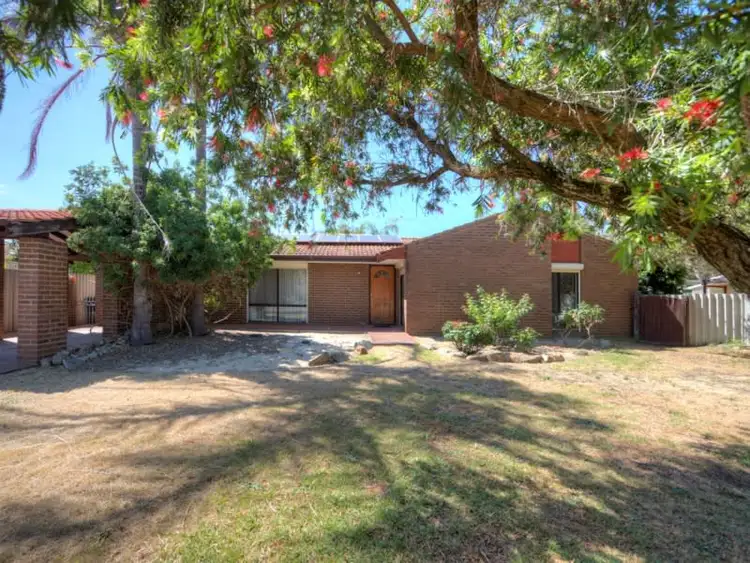 25 Kalmia Way, Forrestfield WA 6058