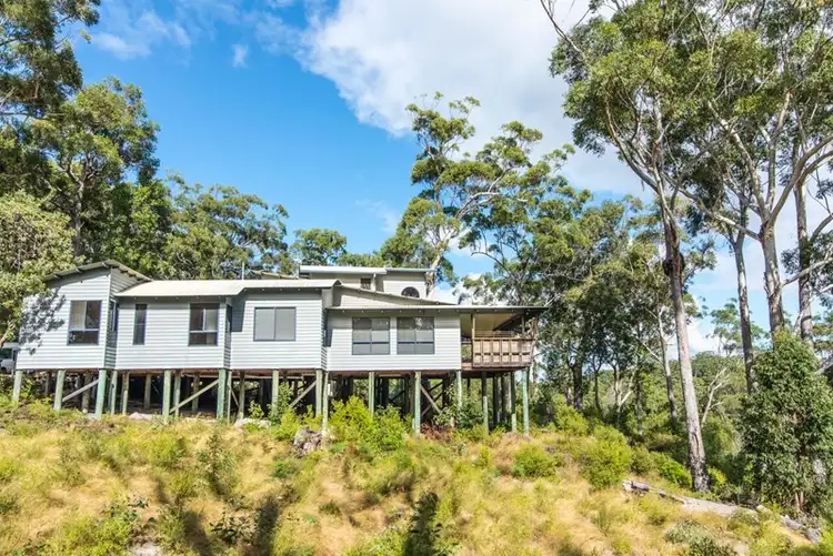House 25 Kingfisher Heights Estate, Fraser Island QLD 4581