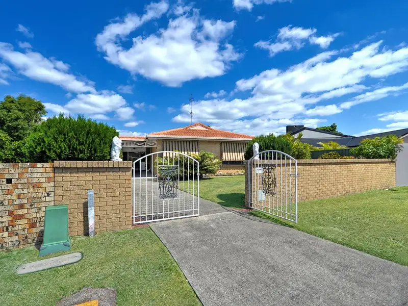 Main view of Homely house listing, 32 Fairsky Avenue, Mermaid Waters QLD 4218