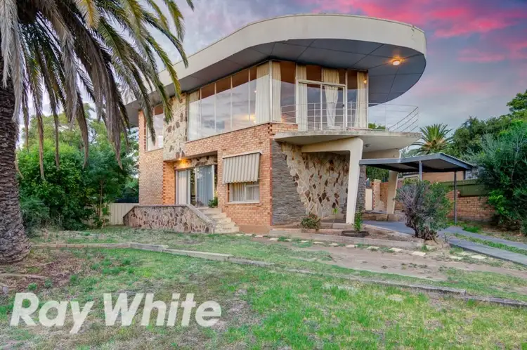 10 Kinedana Street, Eden Hills SA 5050