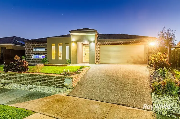 19 Colendy Close, Lyndhurst VIC 3975