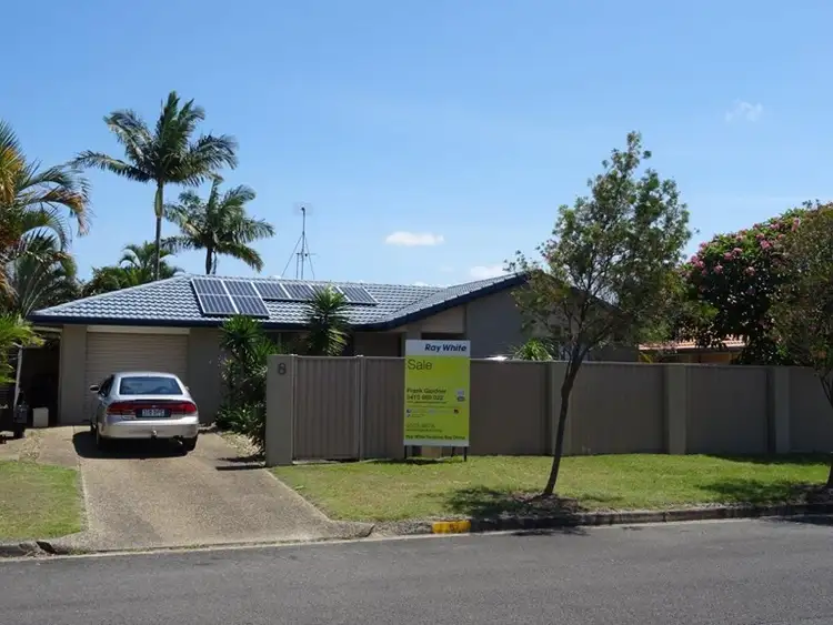 8 Waranga Way, Coombabah QLD 4216