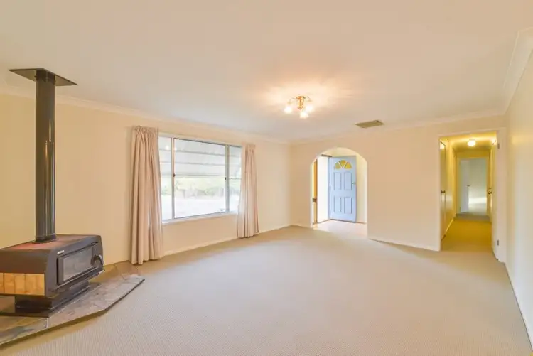 Fifth view of Homely house listing, 17 Carole Drive, Kootingal NSW 2352
