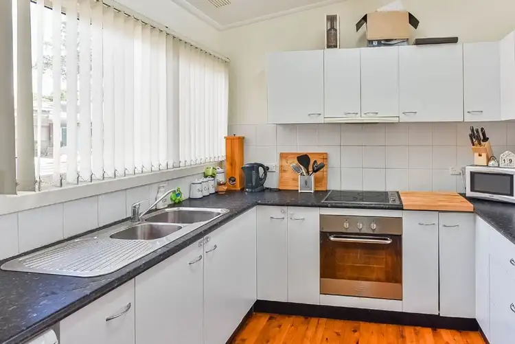 Fourth view of Homely house listing, 40 Lawn Avenue, Bradbury NSW 2560