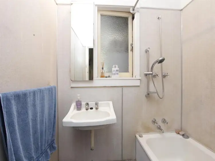 Seventh view of Homely house listing, 5 Copeland Drive, Redcliffe WA 6104