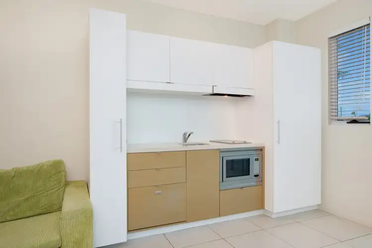 Fifth view of Homely unit listing, 14/201 Lake Street, Cairns North QLD 4870