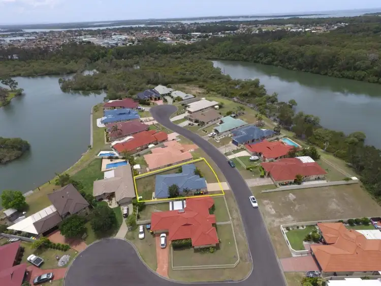 17 Bayview Drive, Yamba NSW 2464