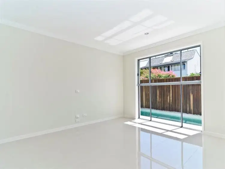 Seventh view of Homely other listing, 2/76 Beach Parade, Maroochydore QLD 4558