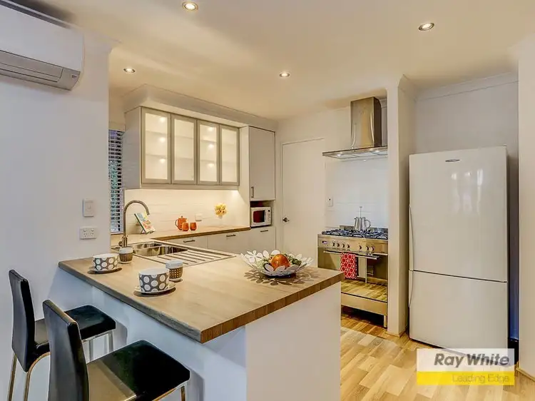 Fifth view of Homely house listing, 8 Dunfermline Way, Kinross WA 6028