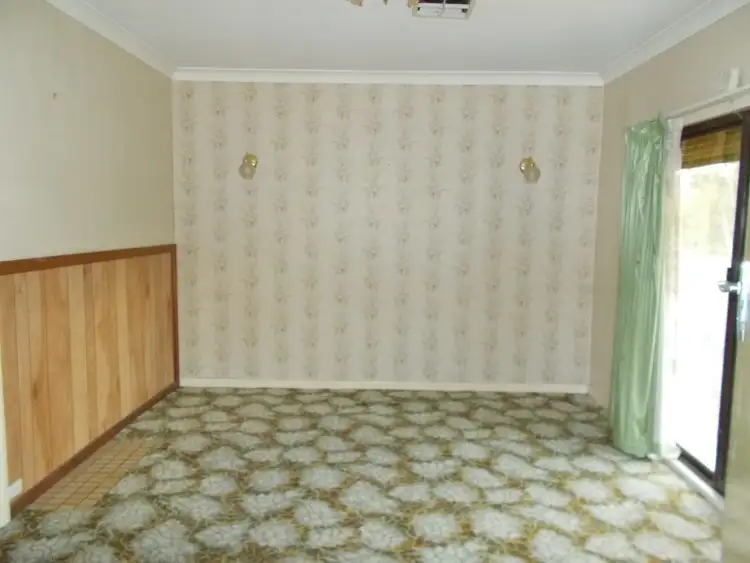 Fourth view of Homely house listing, 2 Eighth Street, Bordertown SA 5268