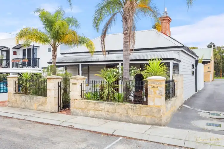 39 Knebworth Avenue, Perth WA 6000