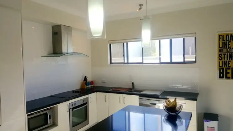Fourth view of Homely villa listing, 1/44 Seagull Avenue, Mermaid Beach QLD 4218