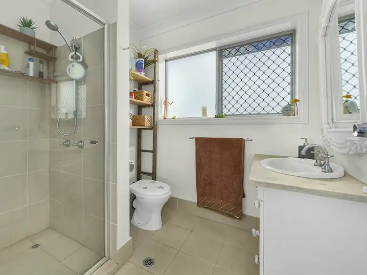 Sixth view of Homely unit listing, 5/27 Thorpe Street, Balmoral QLD 4171