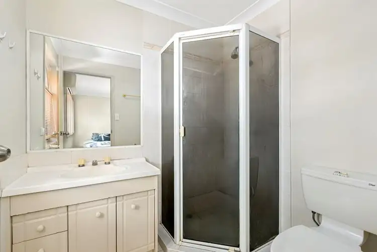 Sixth view of Homely townhouse listing, 4/9 Lawrence Close, Robertson QLD 4109